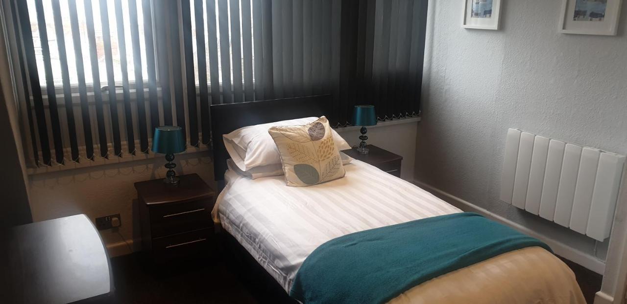 Lockinbar Holiday Apartments Tenby Dış mekan fotoğraf